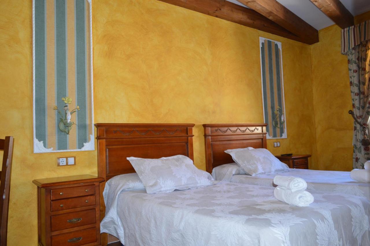 Hotel Rural El Marqués Saldaña Esterno foto