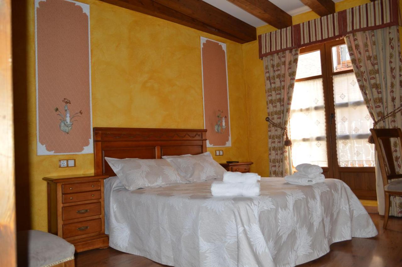 Hotel Rural El Marqués Saldaña Esterno foto