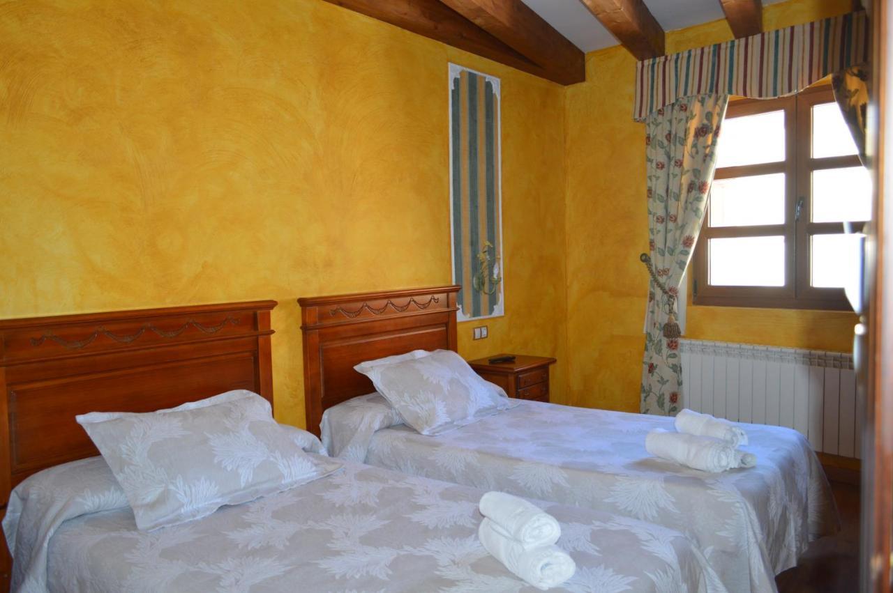 Hotel Rural El Marqués Saldaña Esterno foto