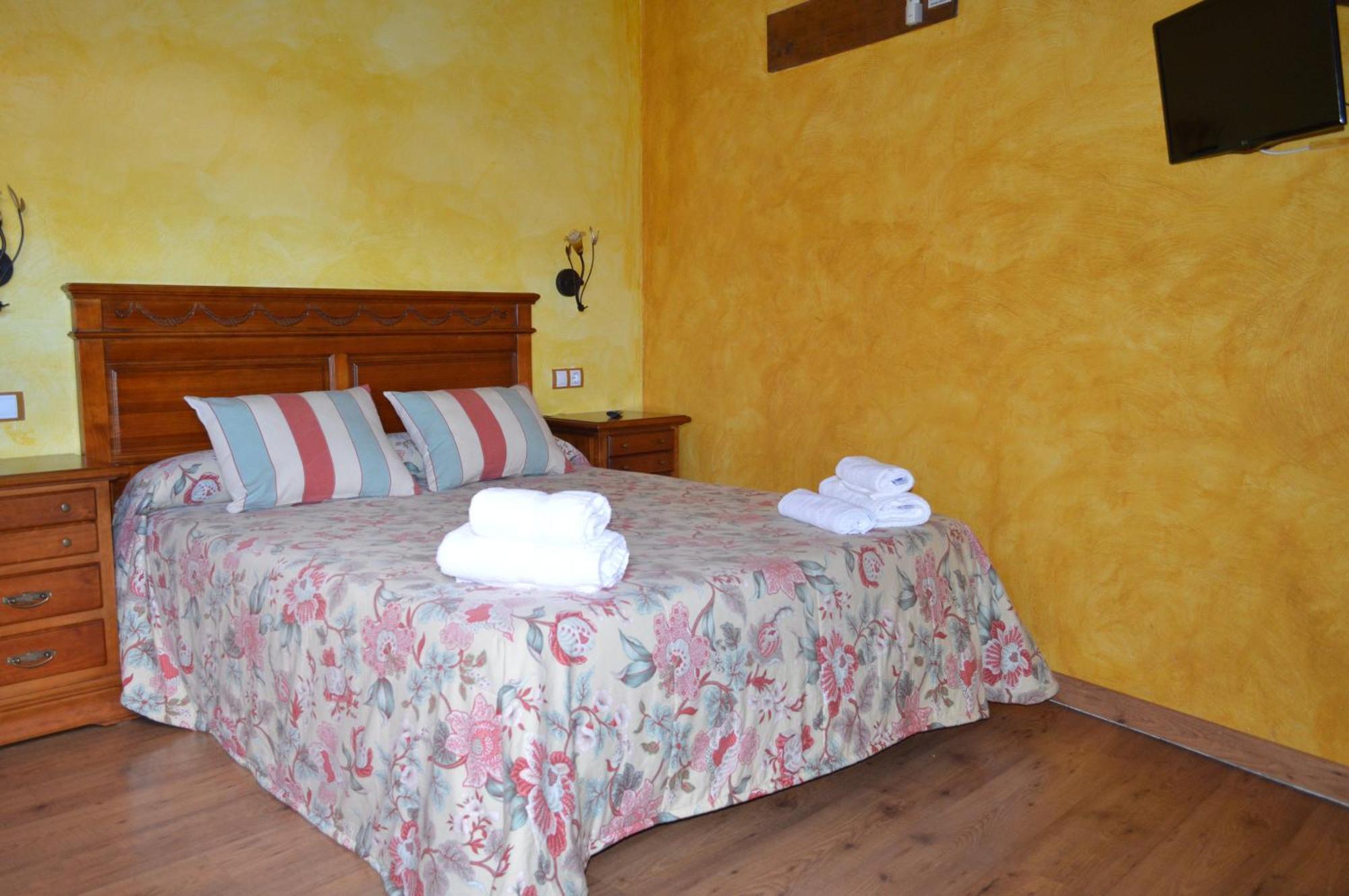 Hotel Rural El Marqués Saldaña Esterno foto