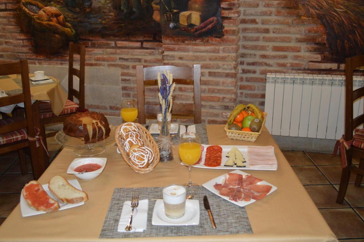 Hotel Rural El Marqués Saldaña Esterno foto